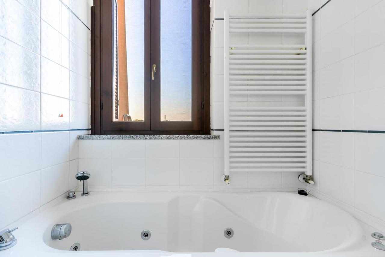 Casatella - Monolocale Con Balcone Vidigulfo Exterior photo